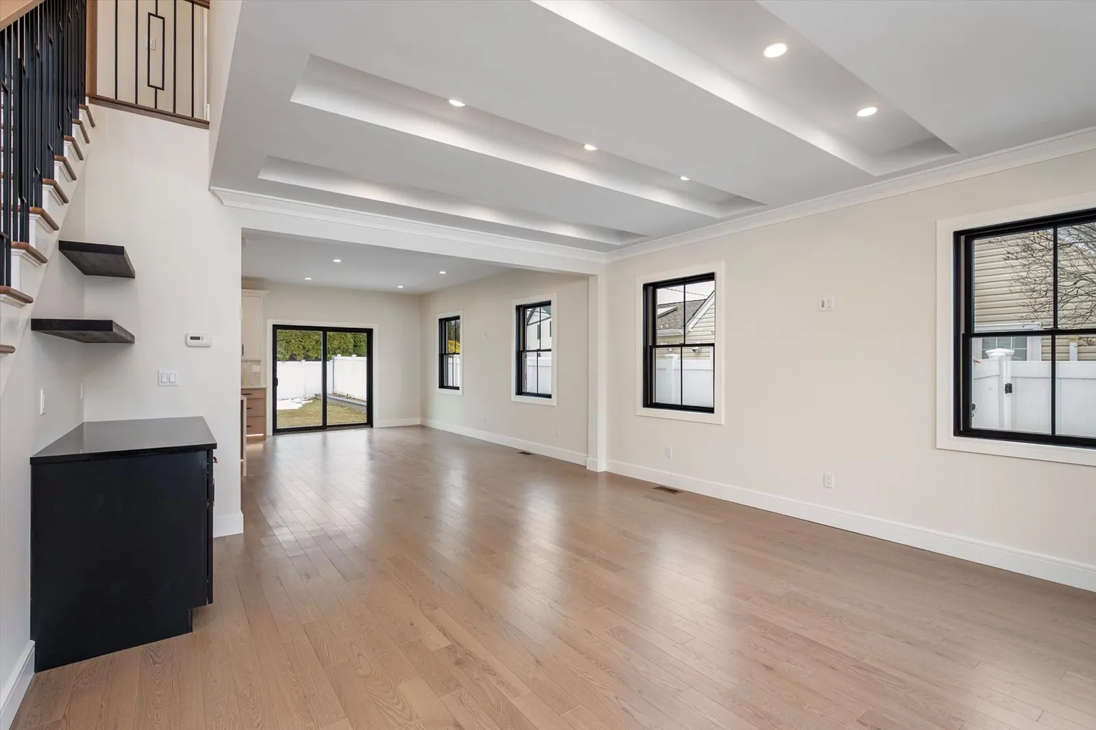 2428 2nd St East Meadow NY 11554 USA