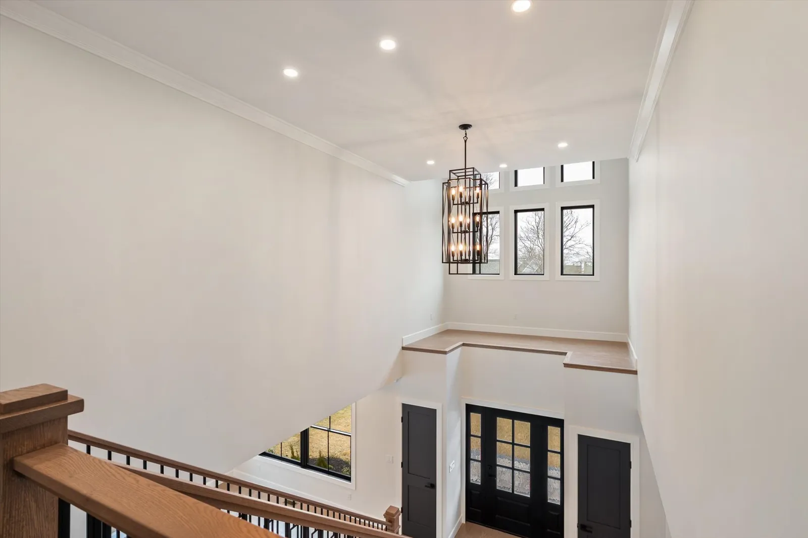 2428 2nd St East Meadow NY 11554 USA