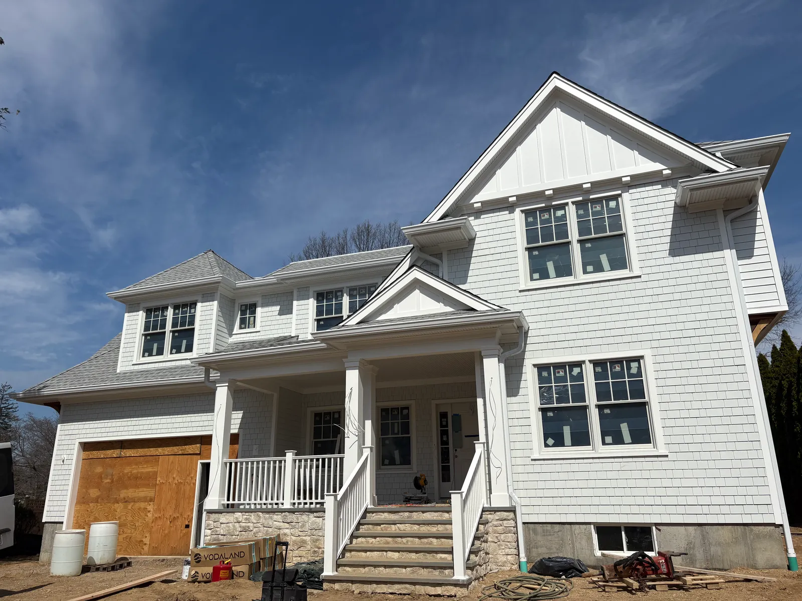 8 Club Rd Sea Cliff NY 11579 USA