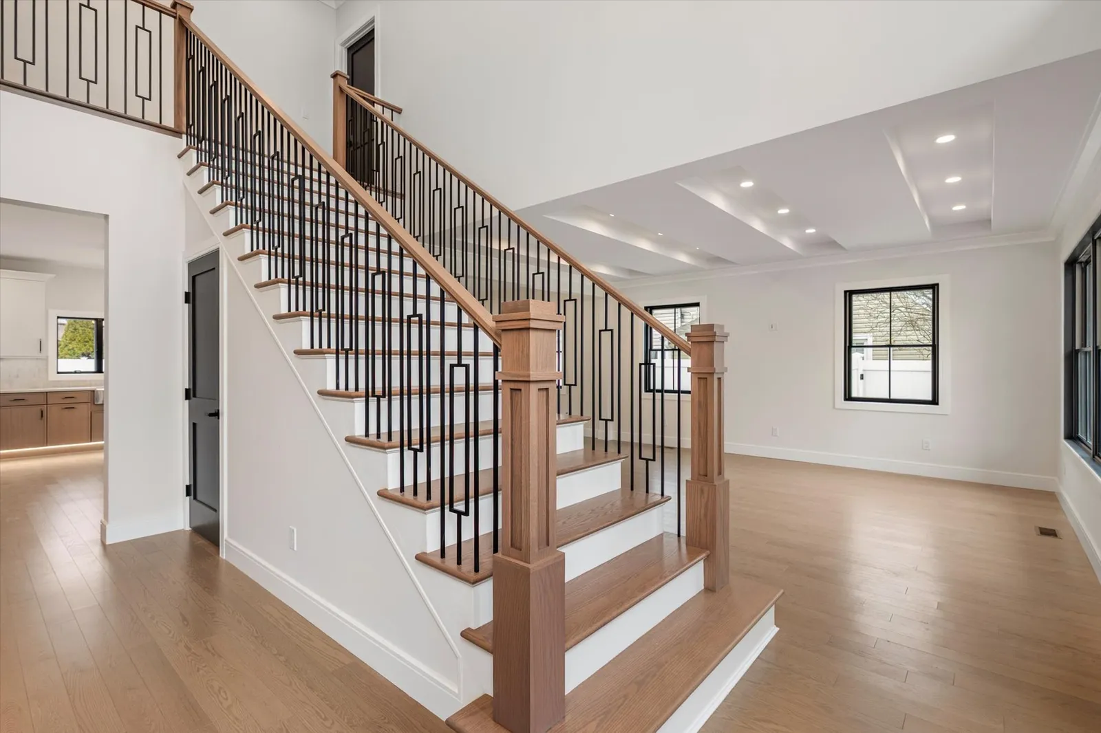 2428 2nd St East Meadow NY 11554 USA