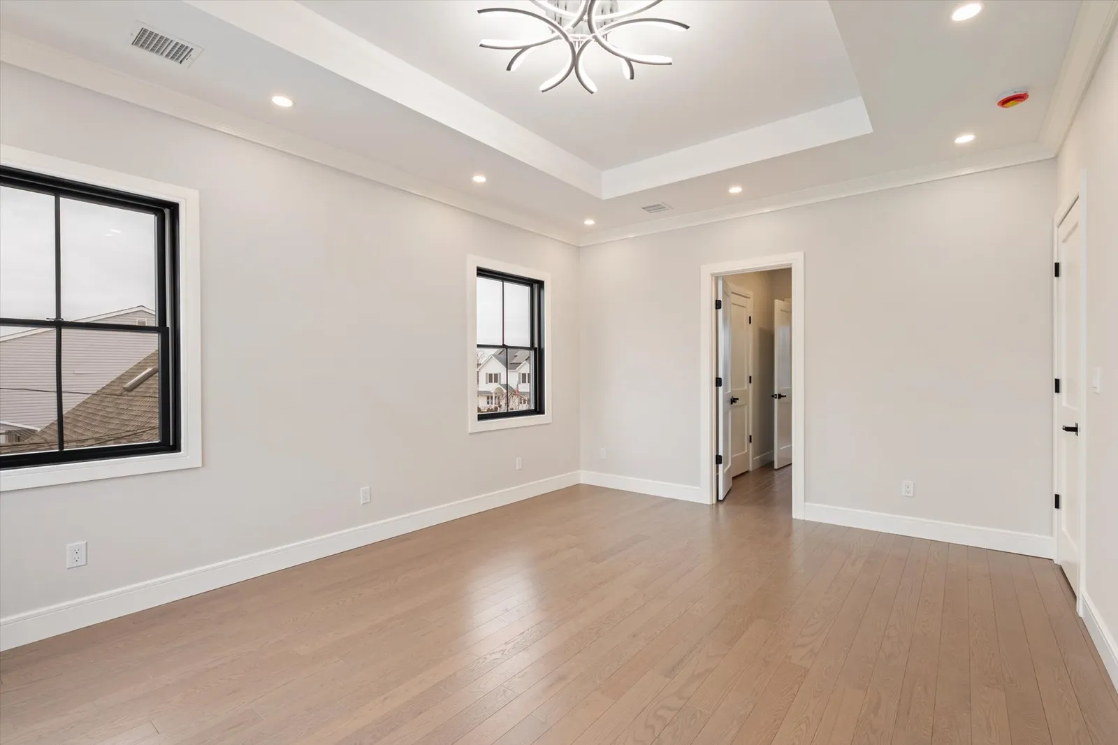 2428 2nd St East Meadow NY 11554 USA