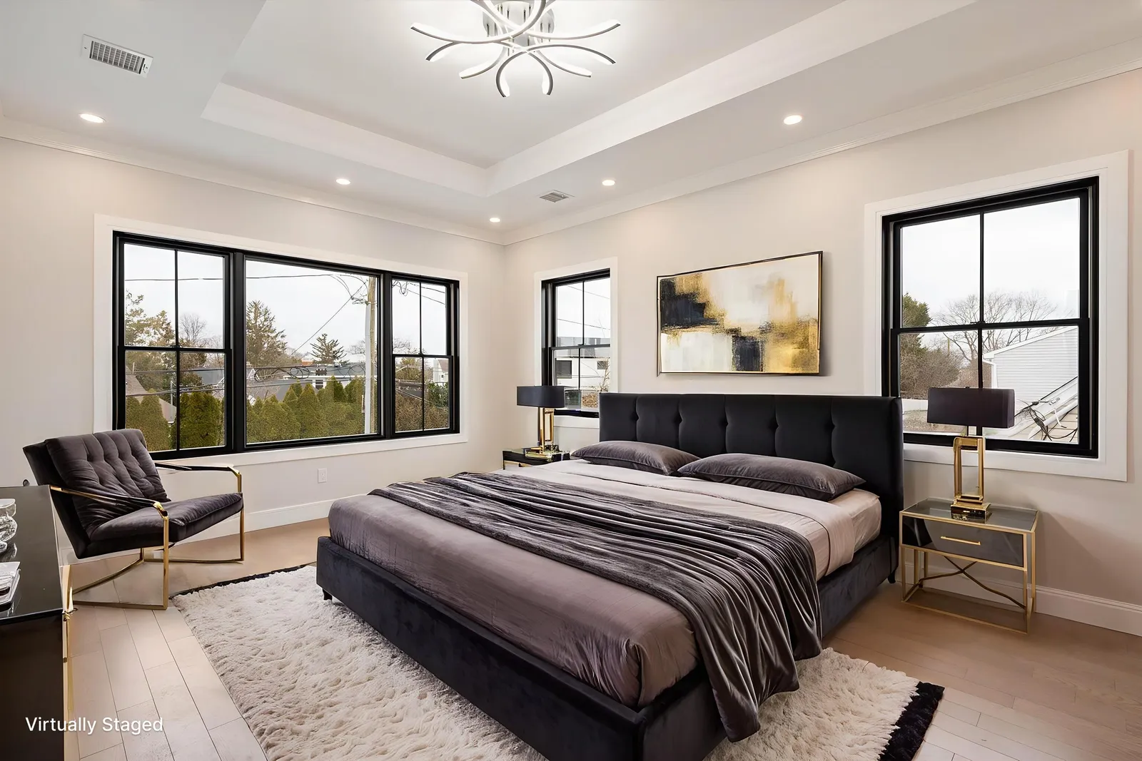 2428 2nd St East Meadow NY 11554 USA